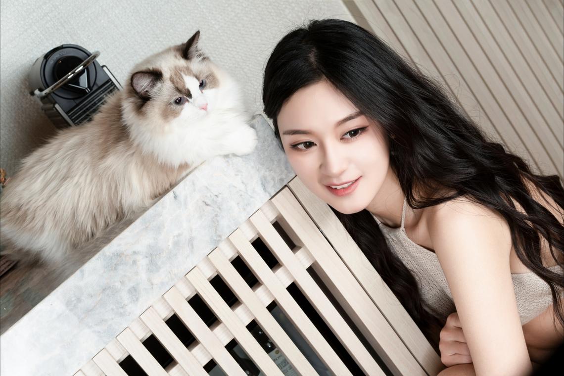 福建连江：高温酷暑 亲海游火热